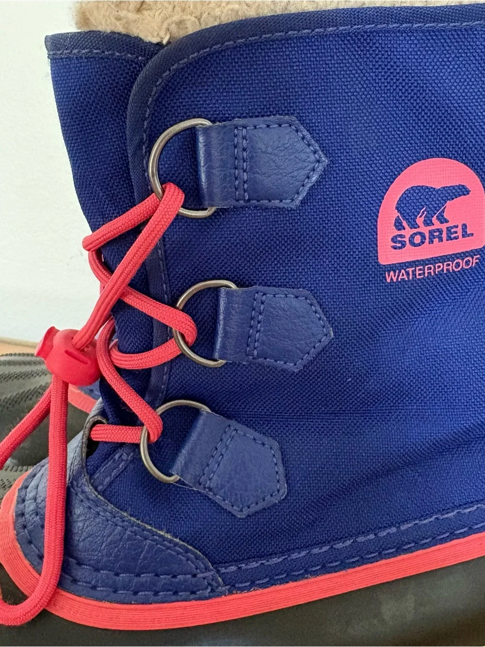 Sorel Kids Waterproof Snow Winter Boots with Pink Accents Size 3